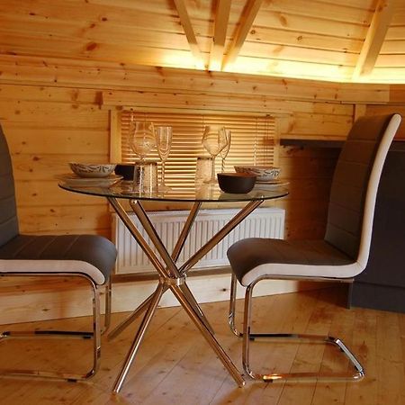 Romantic Rural Retreats Крукерн Екстер'єр фото